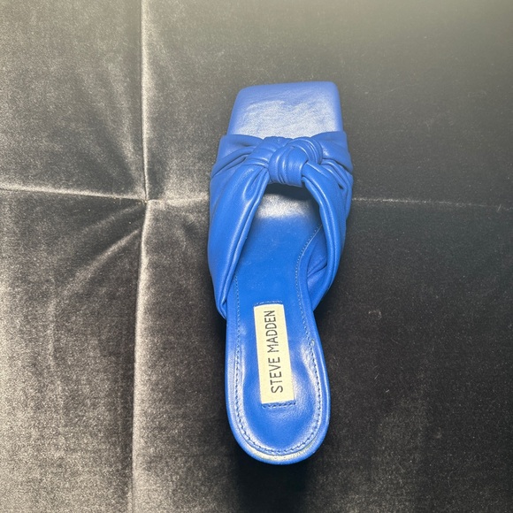 STEVE MADDEN square toe embellished heels size 6.5M - Picture 7 of 7